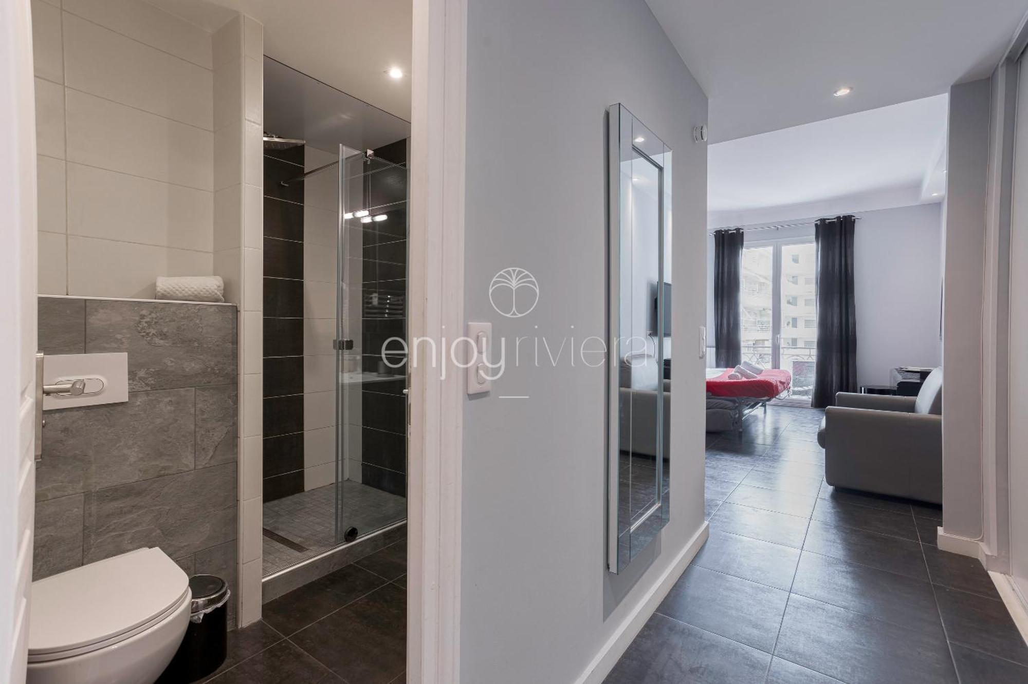 Palais Miramar - Suite & B31 - Croisette Emplacement Unique - 20M Plage - Wifi - Clim Cannes Esterno foto